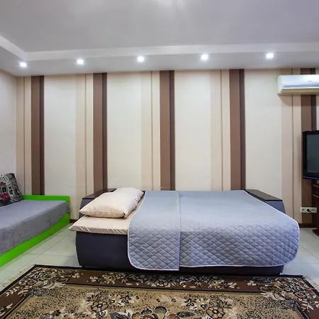 Covent - Garden - Kharkiv Apartment Exterior photo